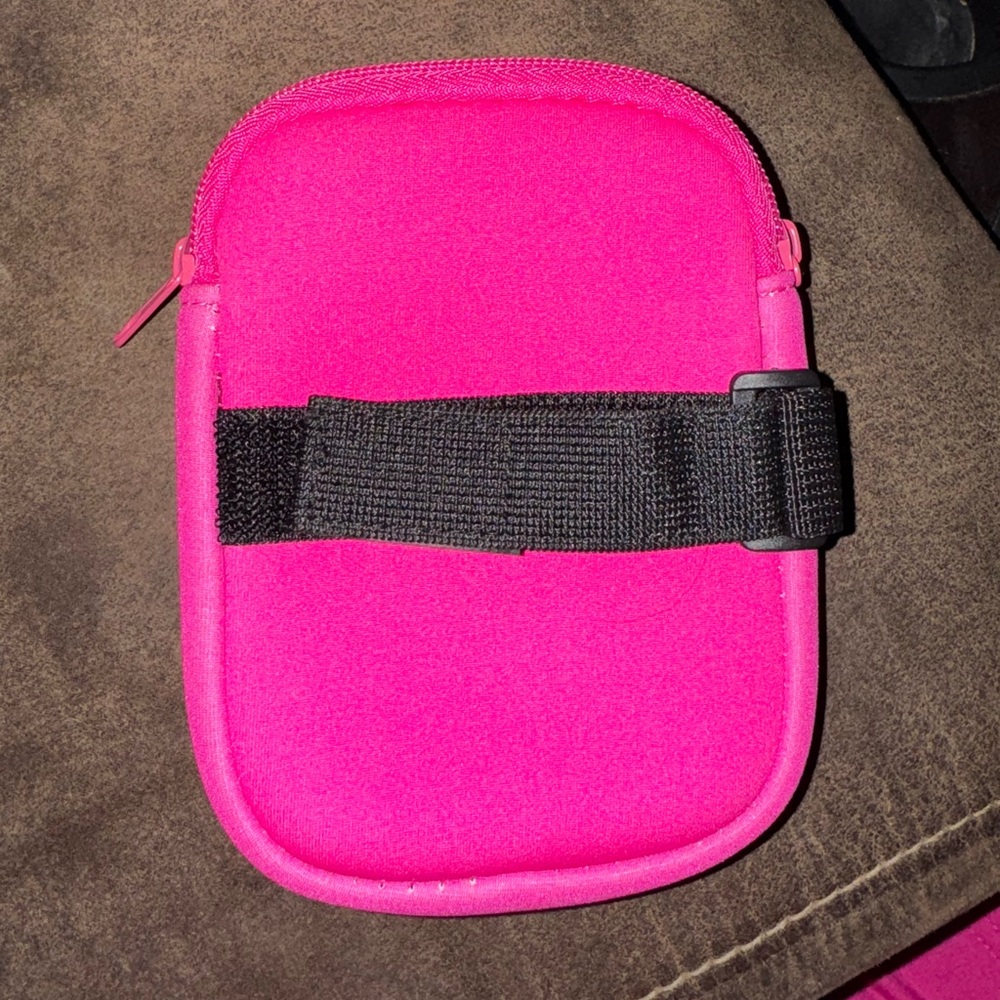 Insulated cup pouch for keys, cash or cards!